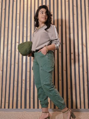 CARGO BOTONES ,VERDE