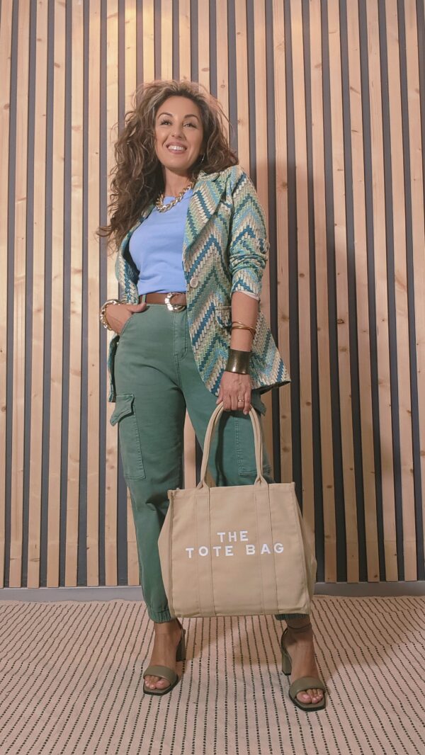 CARGO BOTONES ,VERDE