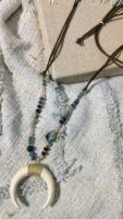 COLLAR CUERNO