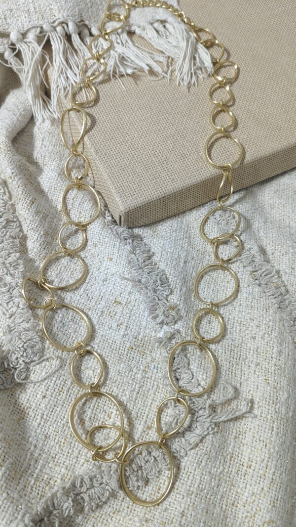 COLLAR AROS DORADO
